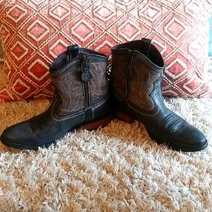 ARIAT Billie zip low boots